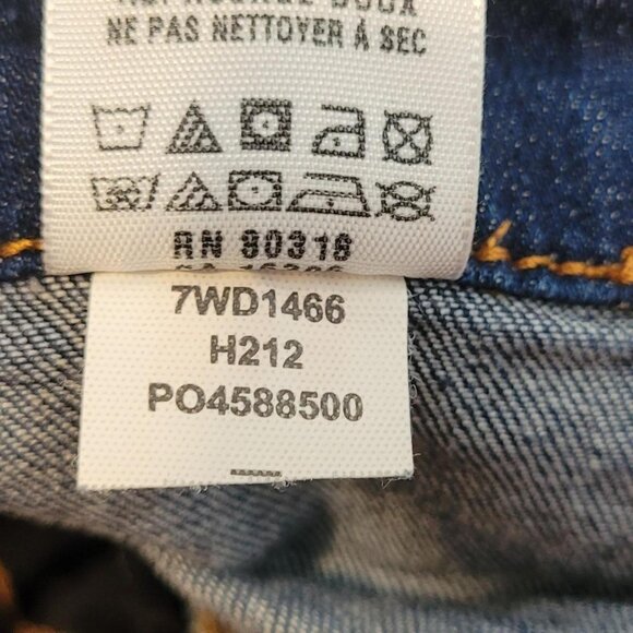 Lucky Charlie Flare Blue Jeans Size 7.. Beautiful used women's denim - Picture 5 of 8